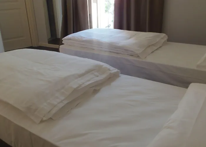 Albergo Dongo דונגו