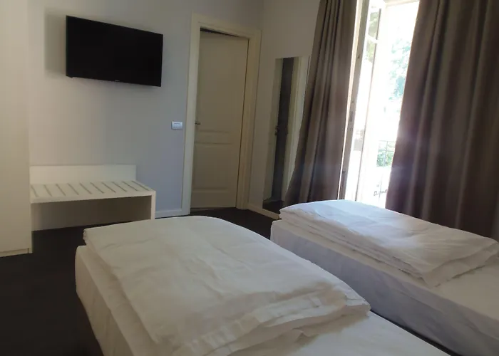 Albergo Dongo דונגו