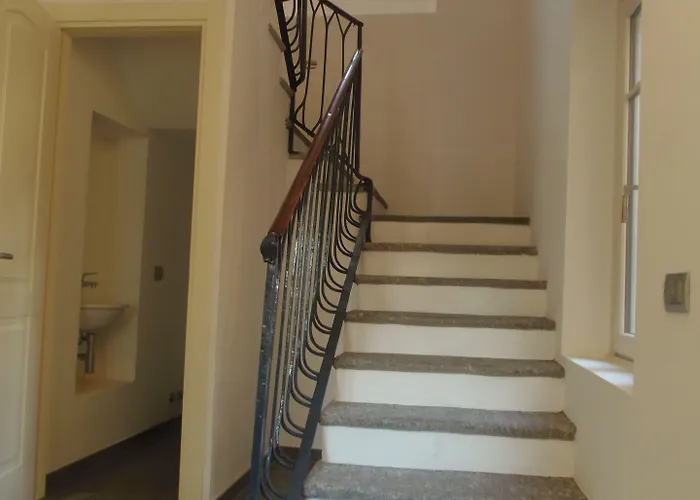 מלון Albergo Dongo 3*