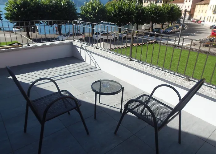 Albergo Dongo 3* דונגו