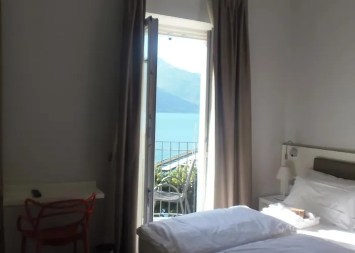 Albergo Dongo 3* דונגו