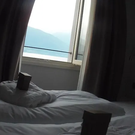 Albergo Dongo ホテル 3*