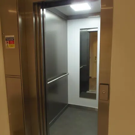 Albergo Dongo ホテル 3*