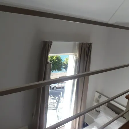 Albergo Dongo Hotell 3*