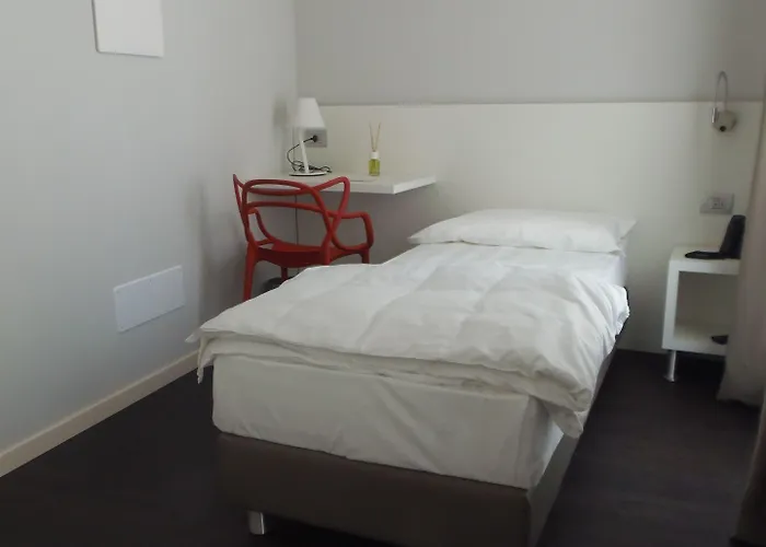 Albergo Dongo 3* Dongo