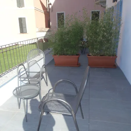 Hotel Albergo Dongo 3*